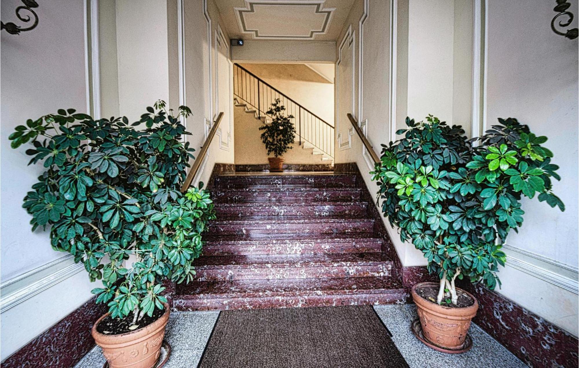 1 Bedroom Lovely Apartment In Рекко Екстер'єр фото